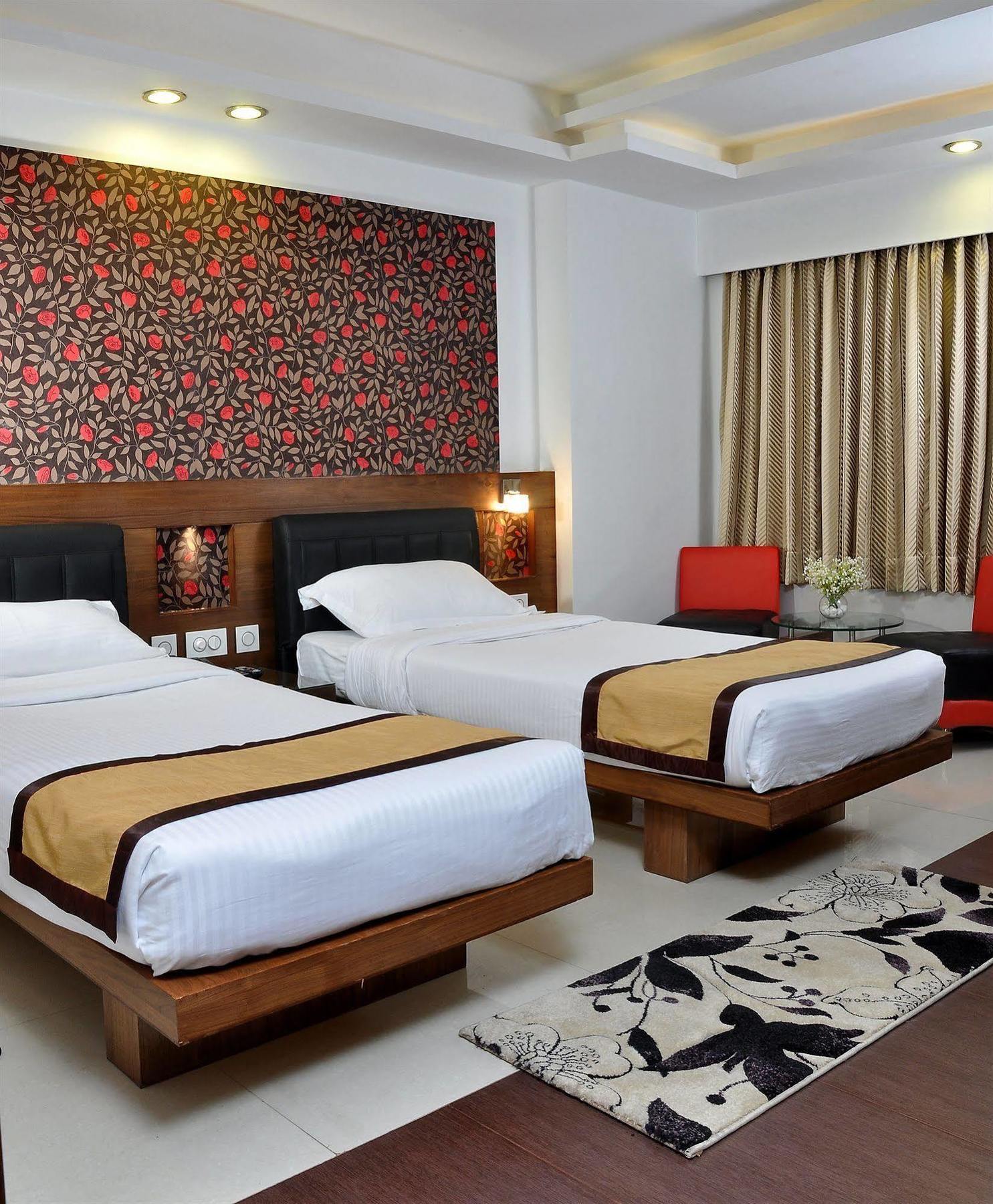 Hotel Niharika Kalkuta Zewnętrze zdjęcie